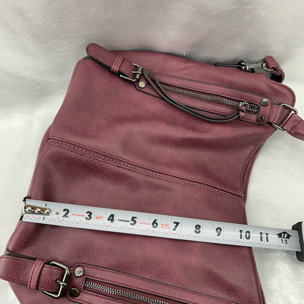 Realer Shoulder Bag - Picture 11 of 13